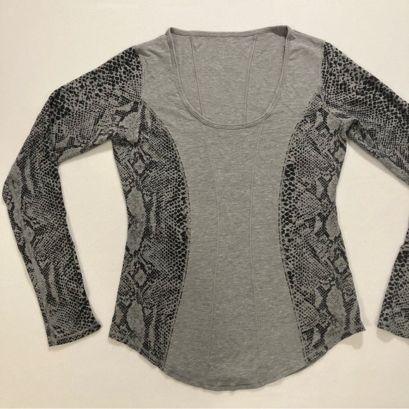 Lululemon Athletica • Snake Print Long Sleeve Top - Picture 1 of 11